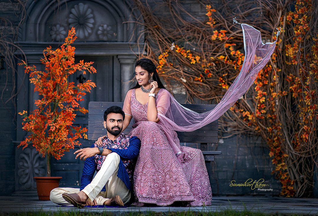 Scene-Stealing Snaps &amp; Adorable Moments...
These Fairytail glimpses are a perfect blend of dreamy and inspiring looks! Couldn’t resist sharing these all-awe Pictures..!
.
.
#sumuhurthamphotography #preweddingphotography #preweddingstory #couplesphotography #preweddingshoot
