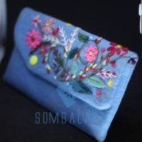 sombalata's tweet photo. Pochettes 👝 femme brodées, faites votre achat sur le site!
https://t.co/atc2q9V080
#pochettes #pochettesfemme #osombiolati #osombi_olati #sombalata https://t.co/Jk7hFZJPvP