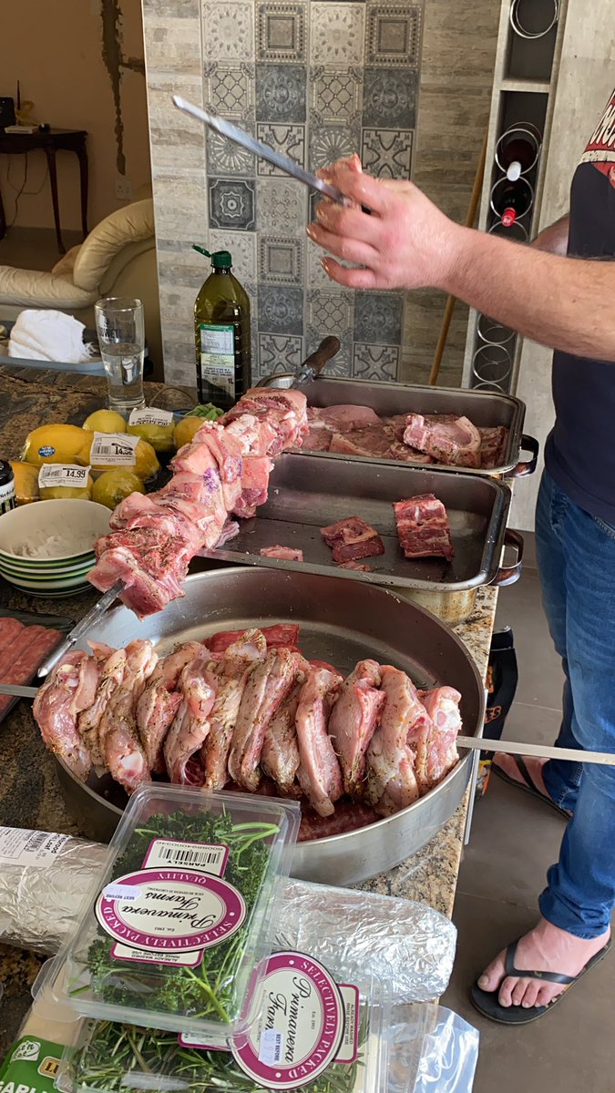 ZUESLMAO's tweet photo. @ChubsCza How the Greeks do it (don’t worry that’s just what’s been taken out ) #fridaybraaiday https://t.co/UXJLwcQEAB