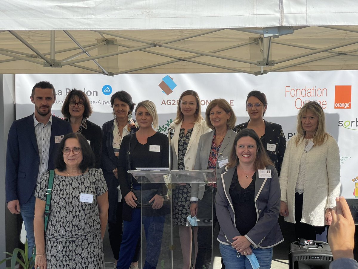 GuilMICHEL's tweet photo. Bon anniversaire à l’association #VertAutis qui oeuvre pour l’insertion professionnelle des personnes avec troubles autistiques à #Sorbiers @SteMetropole 👏🏻👏🏻 🎂
Avec le soutien de la @FondationOrange @OrangeAuRA https://t.co/TEoQfRhJsn