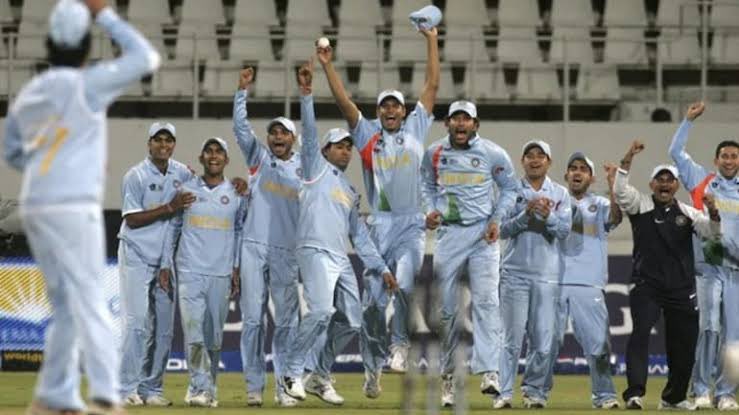 IrfanPathan's tweet photo. This day that year. Special day for Indian cricket. #worldcup  #TeamIndia https://t.co/N849r6txVO