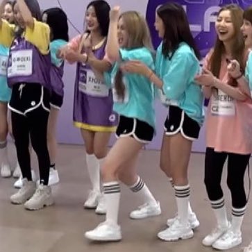 เจอคนถูกใจหนึ่งอัตตราแล้วค่ะ หย่าหนิง หัวใจ เพลงงู 
#GirlsPlanet999 #FuYaning