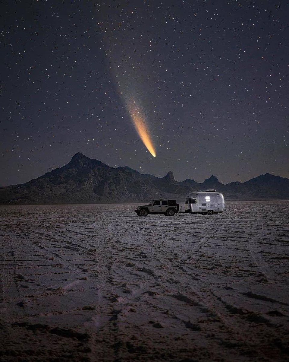 vivstoitsis's tweet photo. Comet Neowise seen from Salt Lake City, Utah
Photo: @krl_photo https://t.co/AiOV1t9pJL