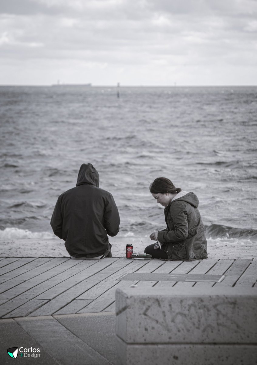 carlos_pictur3s's tweet photo. @muhammadljunaid Not a @CocaCola ad.
•
#photography #streetphotography #canonphotography #moodphotography #photographycollage #photographer #pictures #Photos #lightroom #adobelightroom #photographylovers @Lightroom @creativecloud @Adobe @Canon @Australia @Melbourne #blackandwhitephoto #oceanpic https://t.co/1KYzVTYoa0