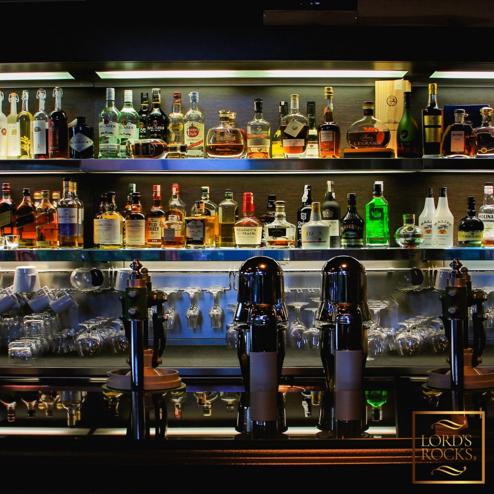 Lords Rocks Whiskey accessories tweet media