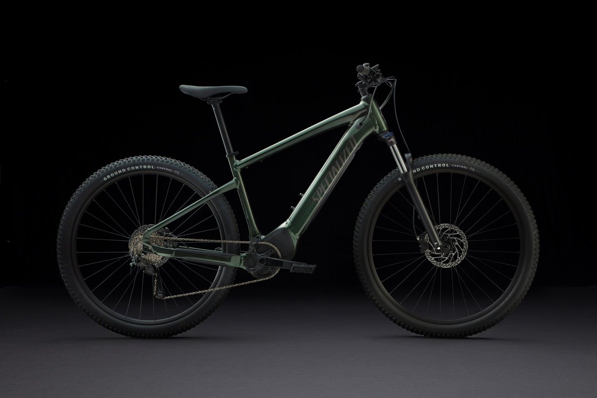 mammoth_bikes's tweet photo. ⚡Nueva @iamspecialized Turbo TERO⚡
El Poder de Montar por todos lados
La nueva Tero es una bici eléctrica de montaña equipada para tus rutas diarias. Desde las calles de la ciudad a las cimas de los montes. Muy pronto en Mammoth #itsyouonlyfaster #iamspecialized #teromtb #ebike https://t.co/uEU9d3SLX7