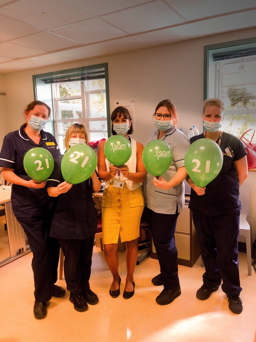 KatrinaSheikh's tweet photo. Going out with a bang (literally) after 1 of the balloons popped whilst the consultant was taking a GP referral!
Don’t mind us celebrating @acutemedicine 🥳
Here is #teamBarnet 😍
#AMAW21 #SAM21Bday #NHS #MedTwitter
@RCPhysicians @RoyalFreeNHS @RFLchiefexec @DeborahBalkwill https://t.co/hLrD9FGlro