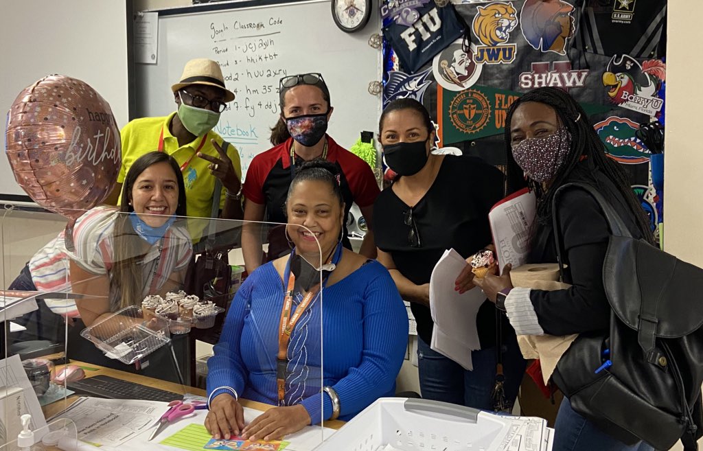 Dr. S. Vening tweet media