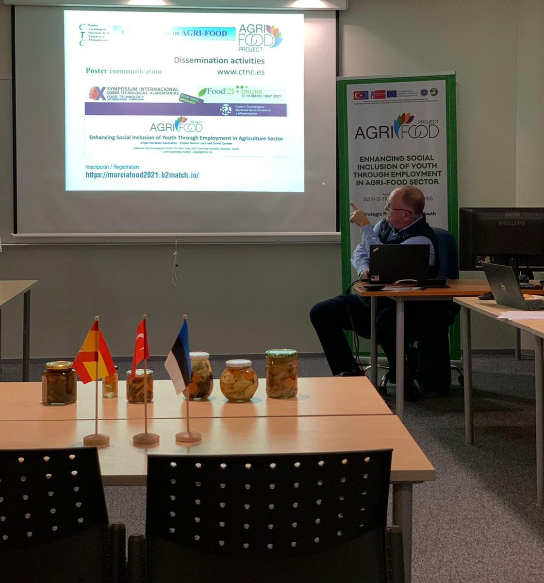 CTCAlimentacion's tweet photo. ▶️Reunión #proyecto Erasmus+ TFTAK, Tallinn, Estonia

✅Presentación de resultados
✅Publicaciones de Intelectual Outputs
✅Plataforma online de aprendizaje https://t.co/viGUgd4I9I