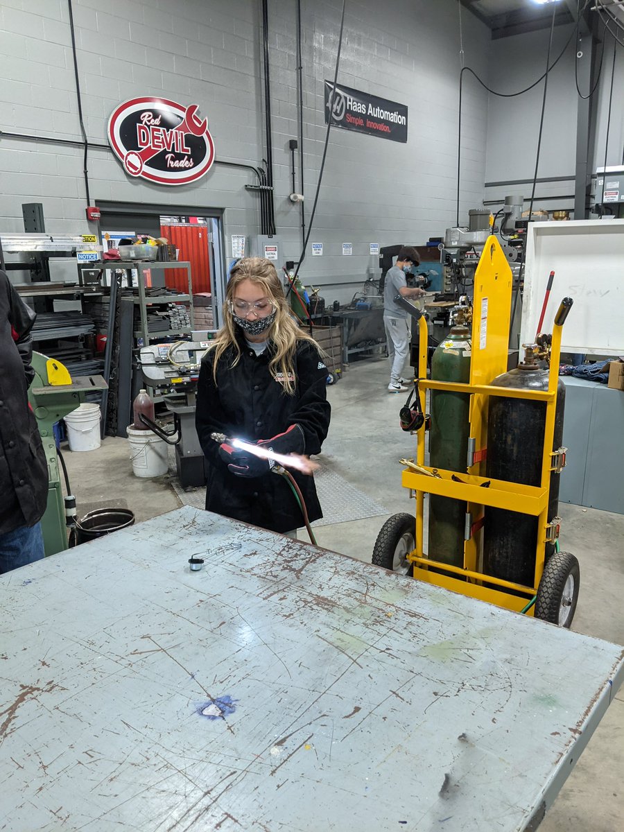 LowellSeniorHS's tweet photo. Check out our first year welding students! They’ve been working in the shop learning how to set a flame on an oxy-fuel torch with Mr. Roach! #RDP #RedDevilTrades https://t.co/XEoPzzlCKu