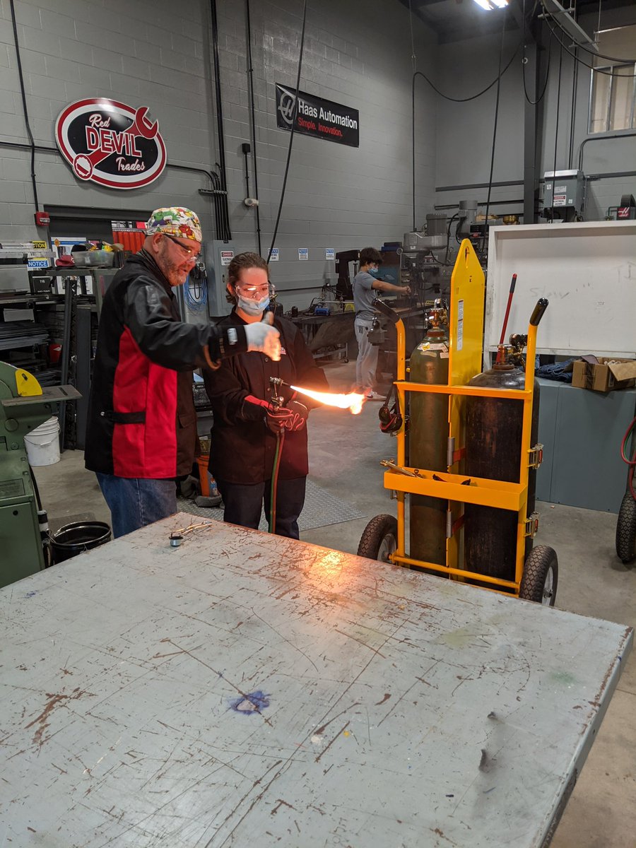 LowellSeniorHS's tweet photo. Check out our first year welding students! They’ve been working in the shop learning how to set a flame on an oxy-fuel torch with Mr. Roach! #RDP #RedDevilTrades https://t.co/XEoPzzlCKu