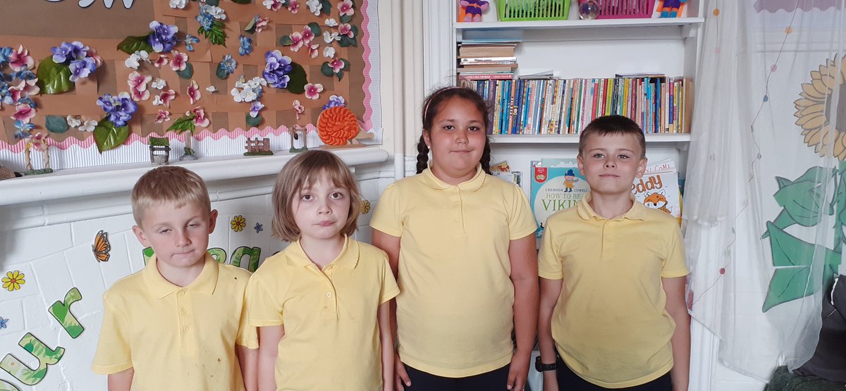 MissKWilliams3's tweet photo. Our Eco Warriors for Dosbarth Merthyr Town!👏 @fcwpa @SharonPascoe123 https://t.co/9TPlZWUWQz