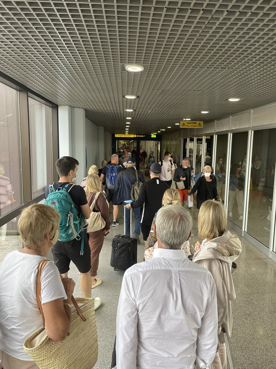 Welcome to the dump that is #manchesterairport Apparently it’s #borderforce fault. Absolute dump always has been. But apparently we should social distance. <a href="/BorisJohnson/">Boris Johnson</a>
