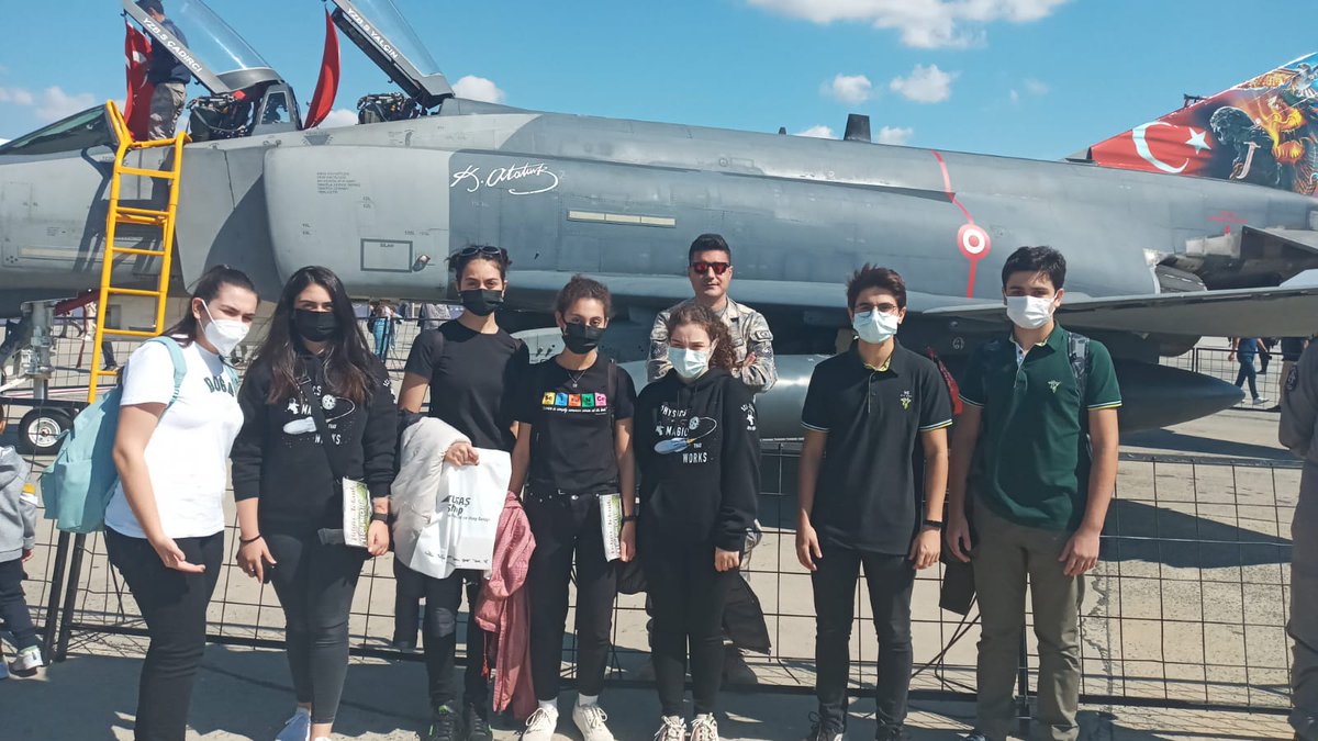 oguzhanafacan54's tweet photo. İTÜ ETA Vakfı Doğa Koleji Acıbadem Fen ve Teknoloji Lisesi için Teknofest günü🚀
@teknofest @hakaninanir @EnisEryaman @ozgurkapann @AcibademDoga @YelizAyin https://t.co/OkoegVJvqt