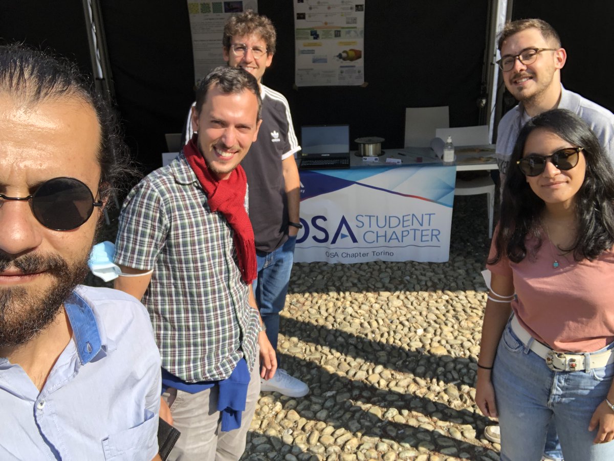 Everything is ready... We can't wait to get started! See you today from 3 pm until midnight at the Valentino castle in Turin to discover the world of optical communications together! We have numerous games and experiments planned...
@OpticalSociety @PoliTOnews @sharpernight