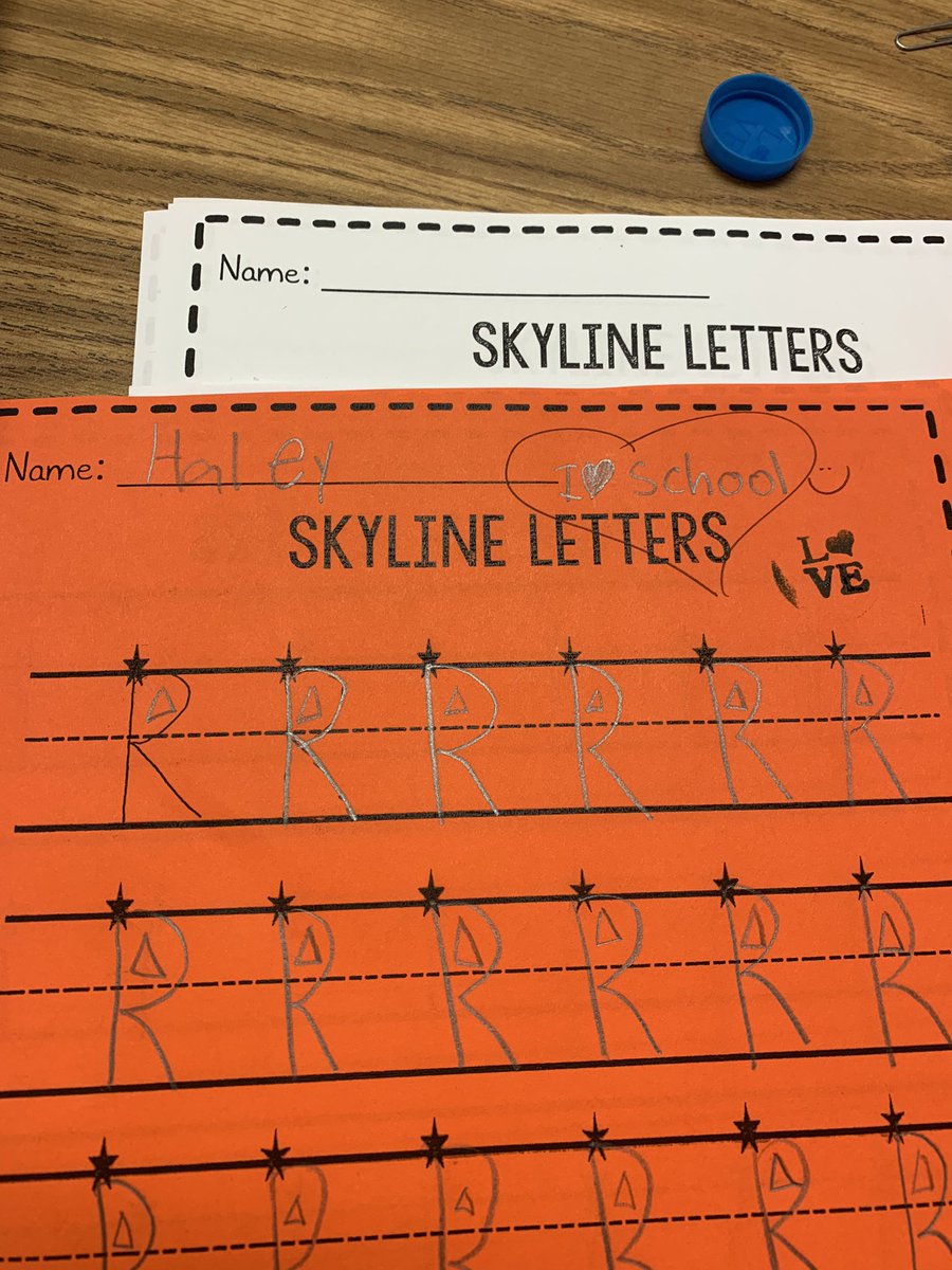 KirkseyAllison's tweet photo. Bringing me joy before the school day even starts. Students are superheroes. @ParrPatriots https://t.co/qEWCkVjVyw