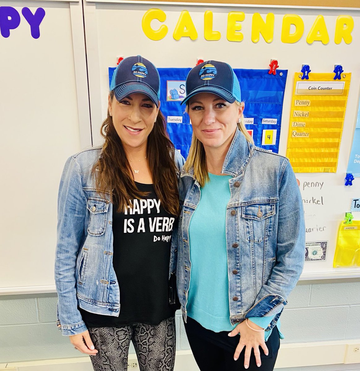 collinsprincip1's tweet photo. We have spirit! Love our new Do Happy hats! #dohappy #powerofcollins https://t.co/xdHV1gAhmM
