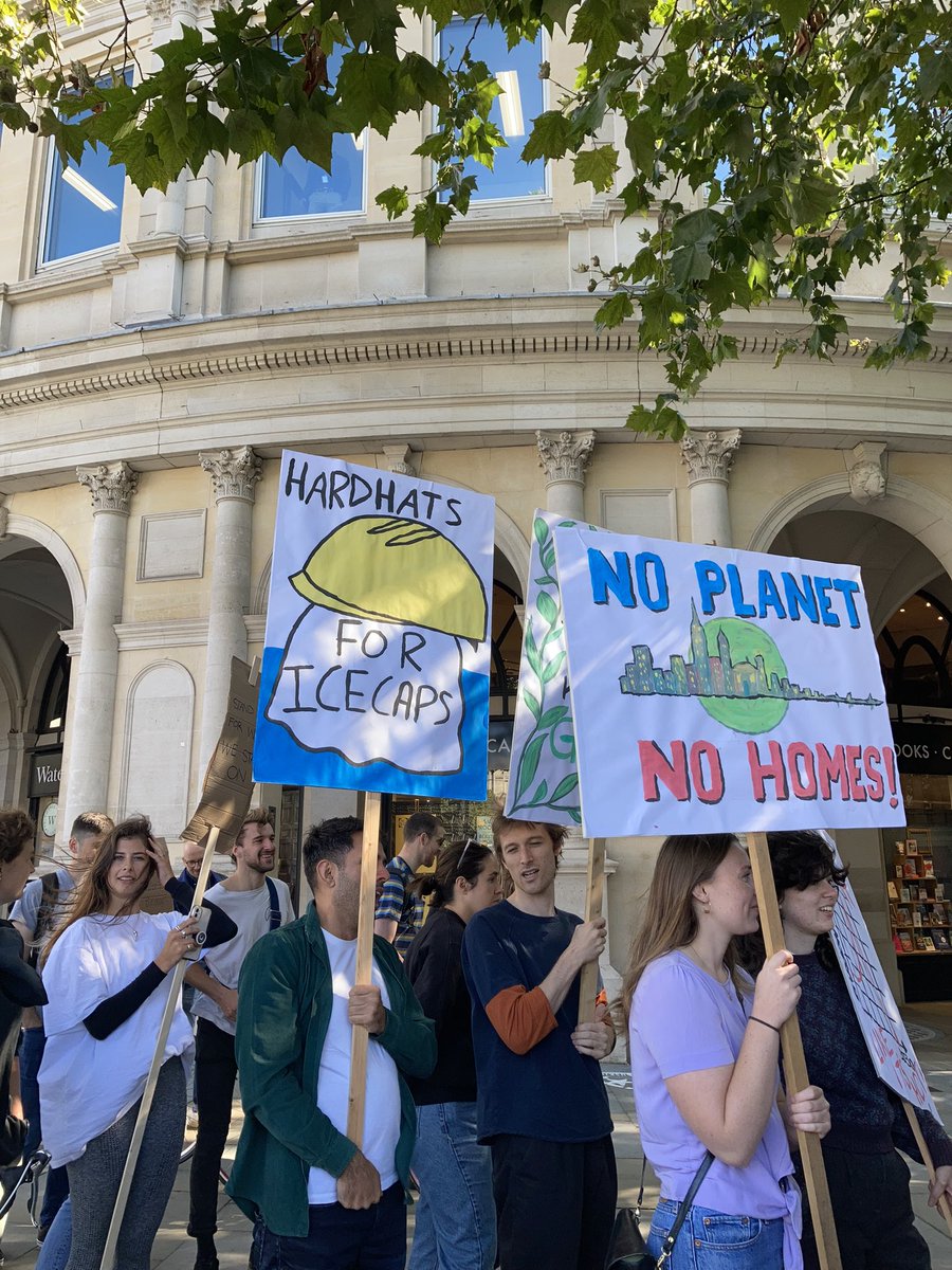 bobby_jewell's tweet photo. Fantastic climate march this morning with @ArchitectsCAN @archdeclare for @Fridays4future. @KatAScott winning best sign award for Ground source pumps/ Fergie reference https://t.co/FWzOqDdW6n