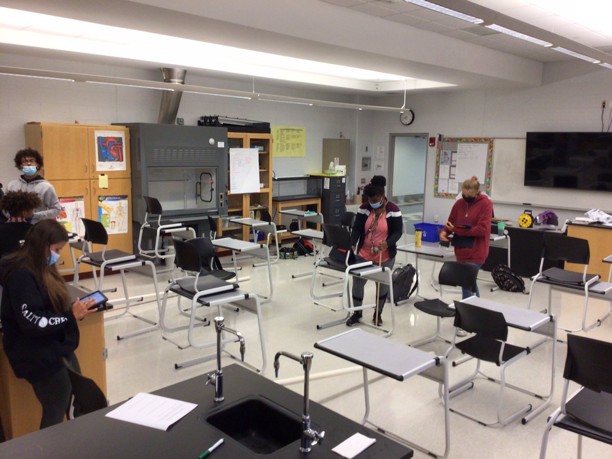 LauerPamela's tweet photo. In Physical Science students are using PVC pipes and marbles to understand speed and acceleration.  They are then using the Numbers app to calculate speed, and acceleration. They are adding videos and pictures to show their evidence.  @WoCo_Tech @SHHSEagles @JSills03 https://t.co/NNBH0KweRQ