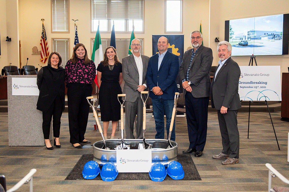 ksmlocadvisors's tweet photo. Not only was the weather beautiful in central #Indiana yesterday, it was also a great day for the #lifesciences community and @FishersIN - @StevanatoThe broke ground on their new US facility. Read more about the project here: https://t.co/cUDMaWxUgQ @FishersEconDev @Indiana_EDC https://t.co/uiRQbo8kIT