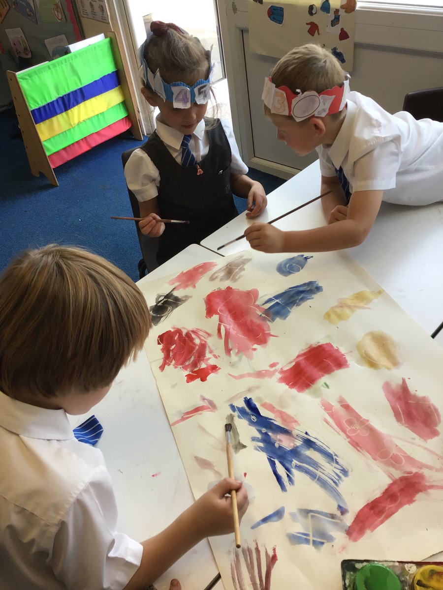 muchwooltonY1's tweet photo. We used water paint to uncover our secret maths messages which were written in wax crayon. #mathsdetectives π΅πΌββοΈπ΅πΎββοΈπ’ @muchwooltonsch #muchwooltonmaths @SILPrimary #mathspartyday #mathsparty2021 https://t.co/2uCk1Au4w8