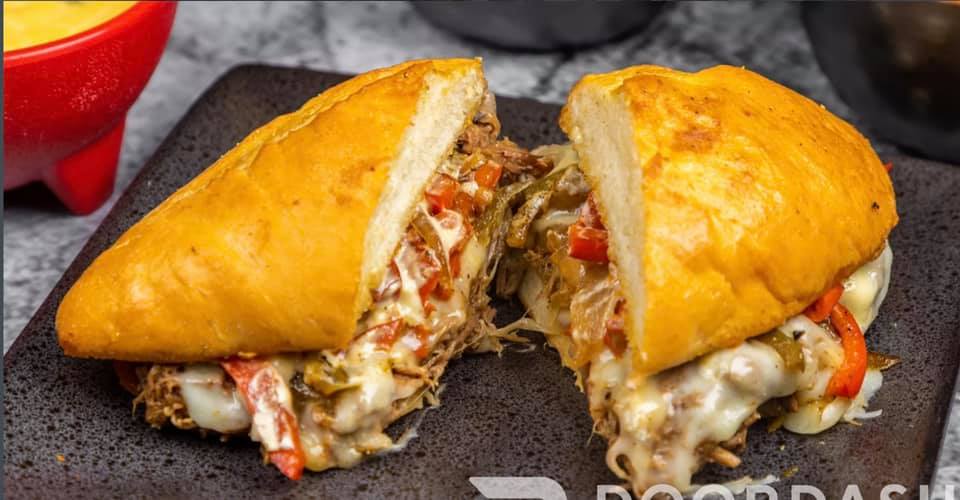 Lunch plans today? Meet Young Professionals at Amigeaux's in Joliet for a quick meet up and enjoy some tasty tacos or a yummy sandwich. conta.cc/3EQYSHx