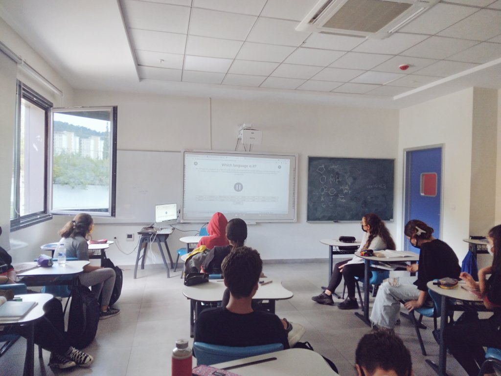 🗨 Since 26.09 is a European Language Day, we learned a lot of information about different languages all over the world. We tried to guess "Which language is it?" 👂👀 
<a href="/feyzanuremlik/">Feyza Nur EMLİK</a> 
<a href="/TekkesYasemin/">Yasemin Tekkes</a> 
<a href="/mehmetsanalocak/">Mehmet Şanal Ocak</a> 
@ASelcukTeksenBK 
<a href="/HediyeNesli/">HediyeNesli</a>