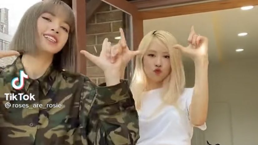 jpgchaesoo's tweet photo. CUTIES https://t.co/aRxzRu94ZM