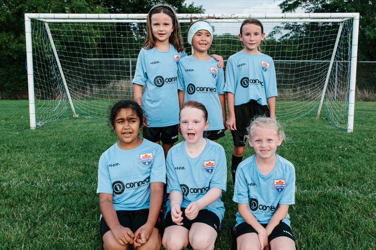 _iConnect's tweet photo. We love to see the players of the Flamborough Dundas Soccer Club repping their iConnect jerseys out on the field. Keep on kicking @FDSCSoccer!
#iConnect #iConnectCommunity #Flamborough #Dundas #SoccerClub #fdsc https://t.co/Bu39pA2qAc