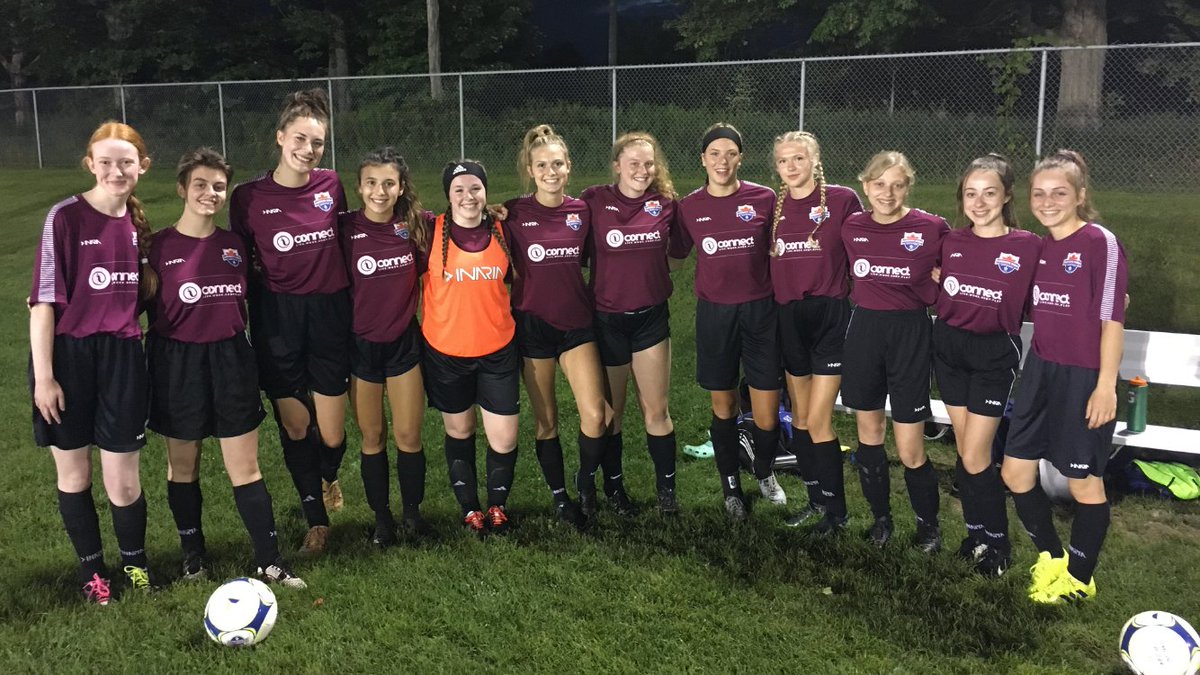 _iConnect's tweet photo. We love to see the players of the Flamborough Dundas Soccer Club repping their iConnect jerseys out on the field. Keep on kicking @FDSCSoccer!
#iConnect #iConnectCommunity #Flamborough #Dundas #SoccerClub #fdsc https://t.co/Bu39pA2qAc
