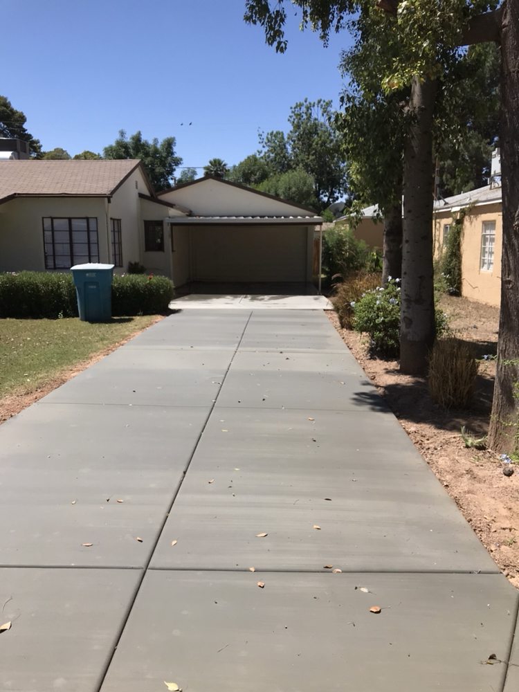 la_builders's tweet photo. getting rid of an old dirt drive with a more functional concrete slab.

LA Contractors &amp; Builders
LIC.# 949078
(877) 933-0009

#realestate #constructionlife #lacontractor #labuilder #generalcontractor #licensed #insured #homeremodel #tractor #property #buildersofcalifornia https://t.co/vpVukzYjom