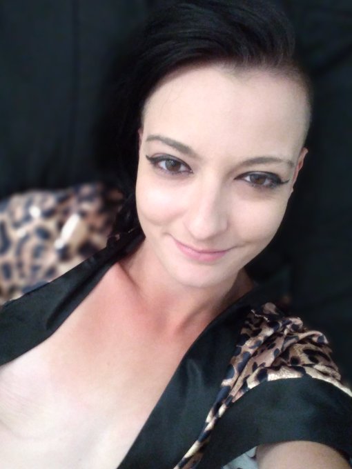 "The sea waves are my evening gown And the sun on my head is my crown I made this Queendom on my own And<a href="/tag/bdsm"class="tags"><span>#bdsm</span></a><a href="/tag/mood"class="tags"><span>#mood</span></a><a href="/tag/fetish"class="tags"><span>#fetish</span></a><a href="/tag/alternative"class="tags"><span>#alternative</span></a><a href="/tag/altporn"class="tags"><span>#altporn</span></a><a href="/tag/aurora"class="tags"><span>#aurora</span></a>