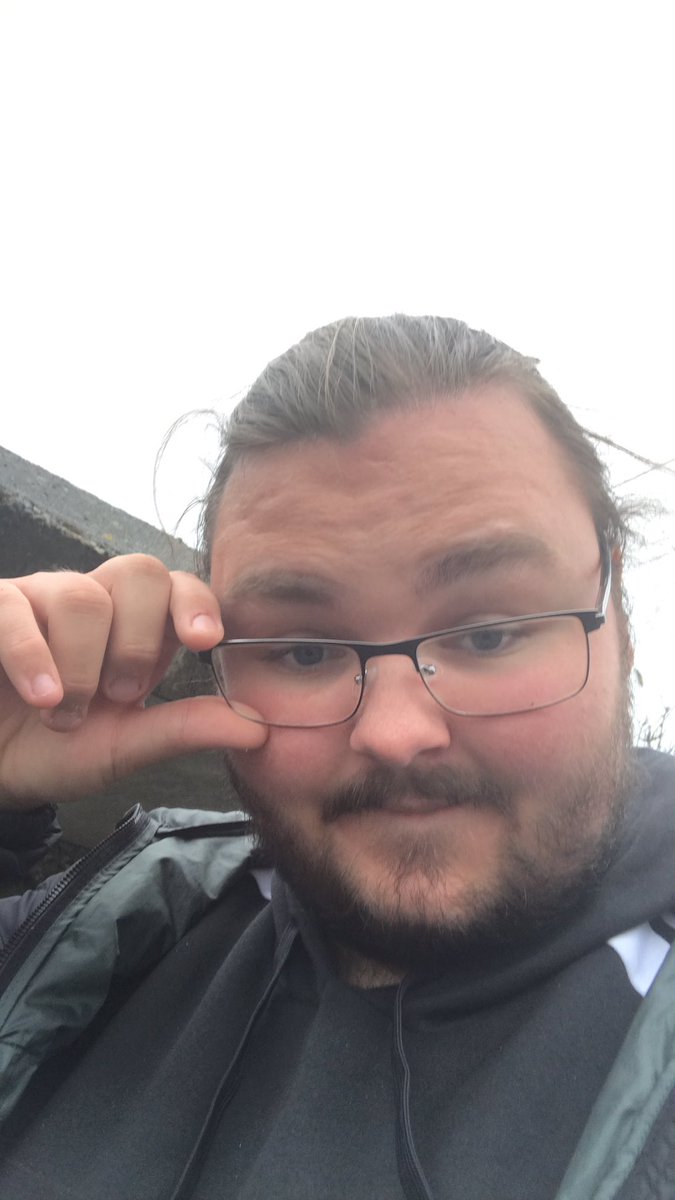 Kenskeyy tweet media