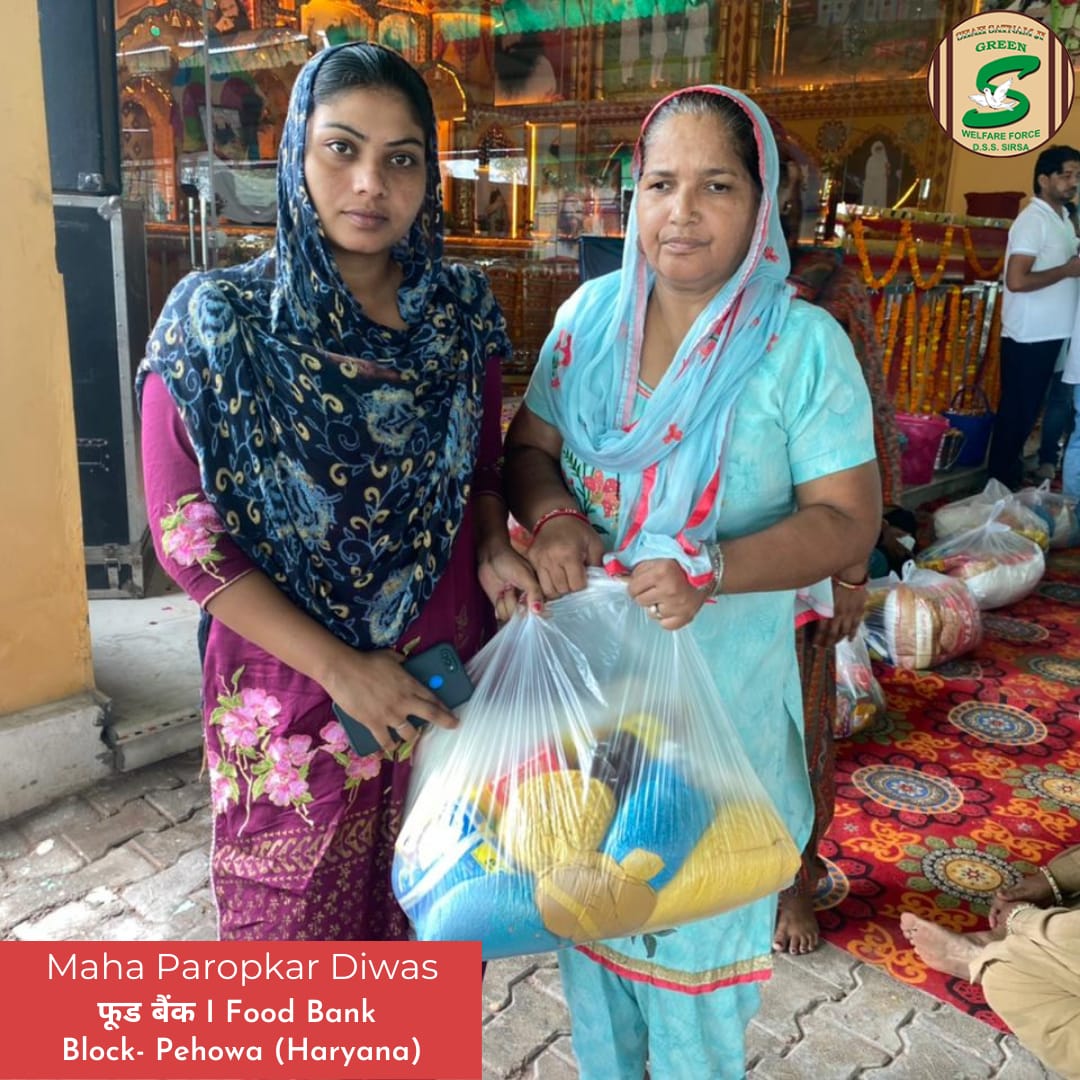 GreenSwelfares's tweet photo. #Celebrations are worthy when you become a reason to make a difference in a needy’s life. DSS volunteers did the same by providing free #food kits to the underprivileged families to celebrate #MahaParopkarDiwas with the inspiration of Saint Dr. @Gurmeetramrahim Singh Ji Insan! https://t.co/jgFtdjKfwu