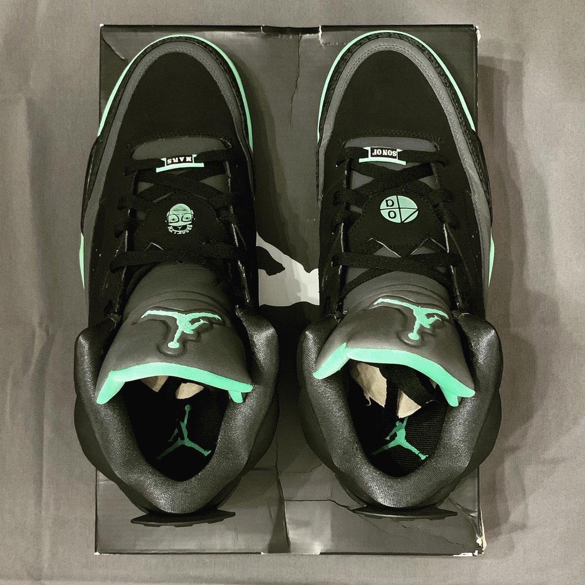 archivum_saves's tweet photo. [For Sale] NIKE Air Jordan Son of Mars Low, Green Glow / Black / Anthracite, Size 13, 9/10 Condition via
@ebay @ebaysneakers - hit the link in
bio! #EBAYINSIDEDROP #sweepstakes
#authenticityguaranteed by
@sneakercon #sneakers #sneakerheads
#sneakercollectors #archivum https://t.co/pq5P079Z8m