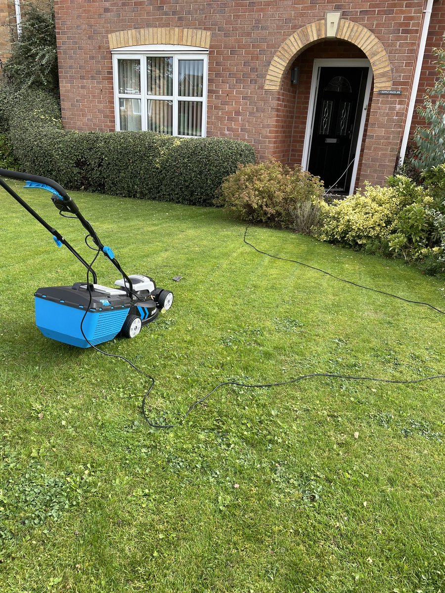 Daveconway123's tweet photo. #NewMower 🥰🥰🥰 https://t.co/vbHziXgI9k