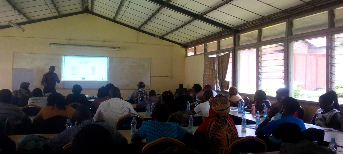 00Karanja's tweet photo. Use records to improve business;
-manage cash
-manage debtors
-calculate profit

@AmimoTeddy on supporting small agribusiness ventures in Bungoma, Kenya

@KenyaCIC @EU_Commission @denmarkinkenya @vonderleyen @breevasquie @kilimoKE @PeterMunya @Trade_Kenya @maina_betty https://t.co/mg5bevaKPi