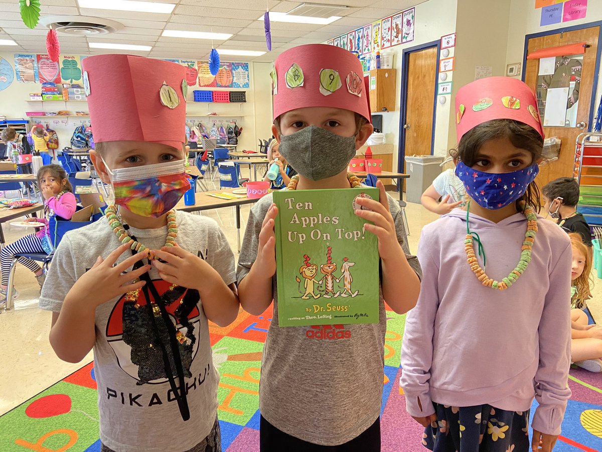 teachheatherp's tweet photo. Apple Day in K was so much fun! https://t.co/jNxWALaGZS