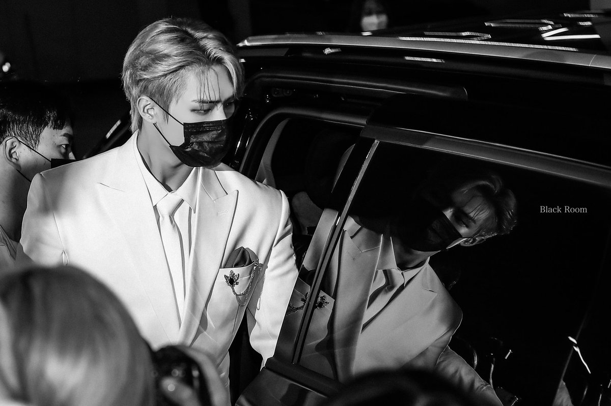 210924

영화제냐고요....

#에이티즈 #ATEEZ #송민기 #MINGI