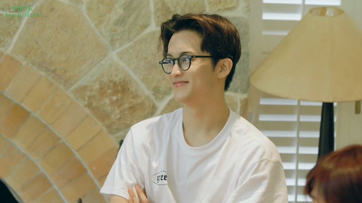 ً (@looksmkl) on Twitter photo 