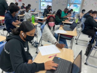 DavisMiddle's tweet photo. Ms. Gipson's HBCU presentation in AVID today.  The students were so engaged and excited to learn about these colleges and universities! #AVID https://t.co/5A2pEhPdl2