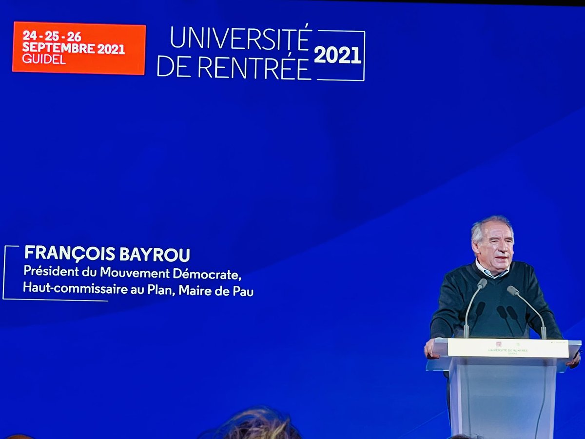 L_EsquenetGoxes's tweet photo. 💬 “Il est important de savoir sur quoi nous sommes intransigeants, de connaître les principes, les règles, sur lesquels nous ne céderons pas. Nous devons réunir les personnes à la même hauteur d'idéal, pour être plus fort ensemble.”
@bayrou 
🏖 #Guidel2021 #URMoDem #URGuidel https://t.co/ZlnVnR9HDy