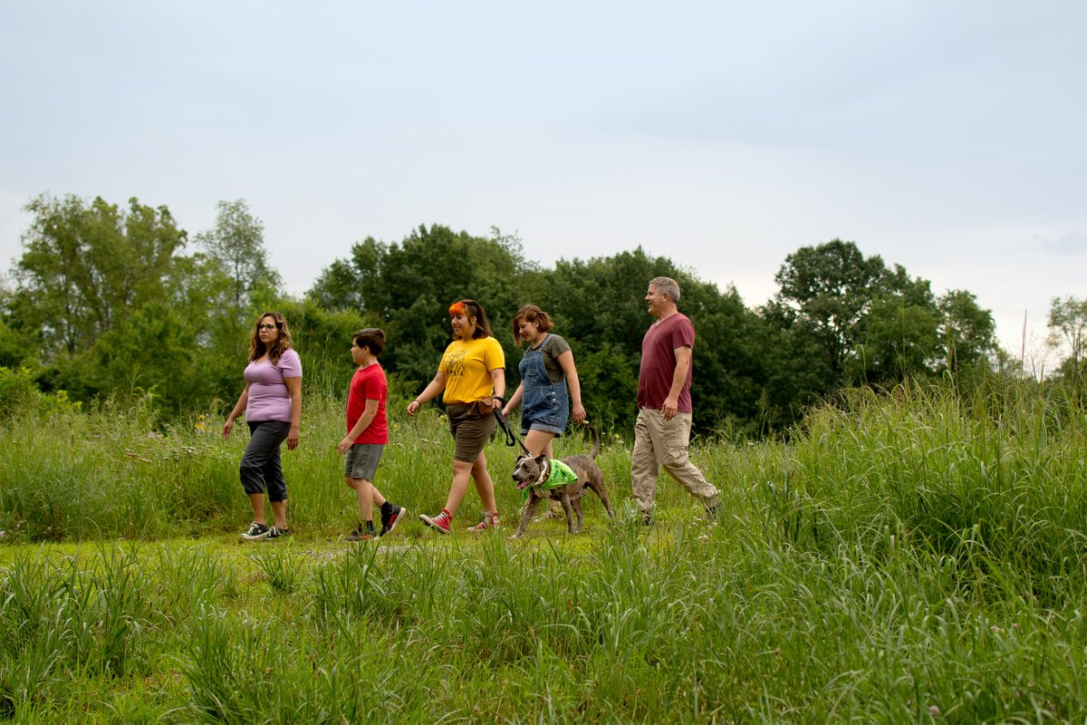 MIMetroparks's tweet photo. Even your four-legged friends can join in #MichiganTrailsWeek! Take your dog for a walk along the Hike-Bike Trails or bring your horse to your Metroparks and ride along the equestrian trails. Visit https://t.co/bdk3gTfYps to find your trail. https://t.co/XjquZk2Ty2