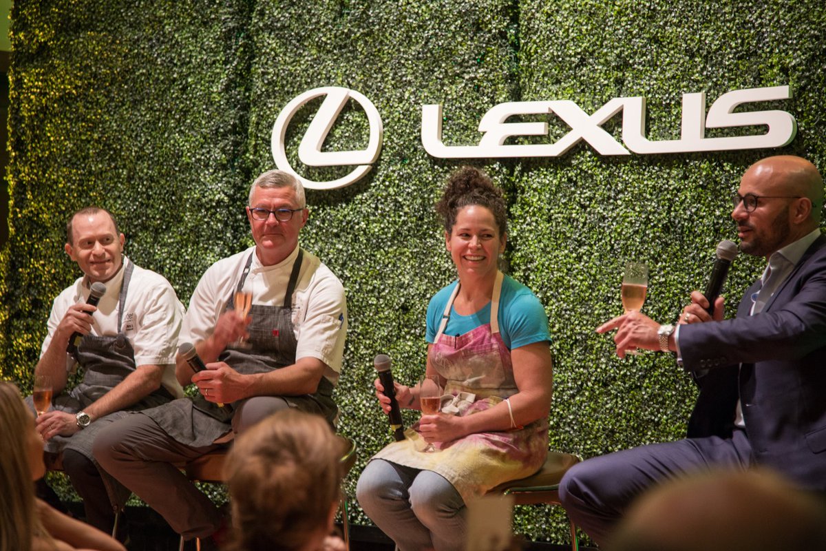 BardessonoHotel's tweet photo. The 2021 @Lexus Culinary Classic was a weekend of extraordinary engineering and fine dining. Guests experienced signature dishes from acclaimed chefs (including our own) and the #LexusLCC with its naturally aspirated 5.0-liter V8 engine. #Bardessono

📸 Meghan bob Photography https://t.co/aHnbSbTQZs
