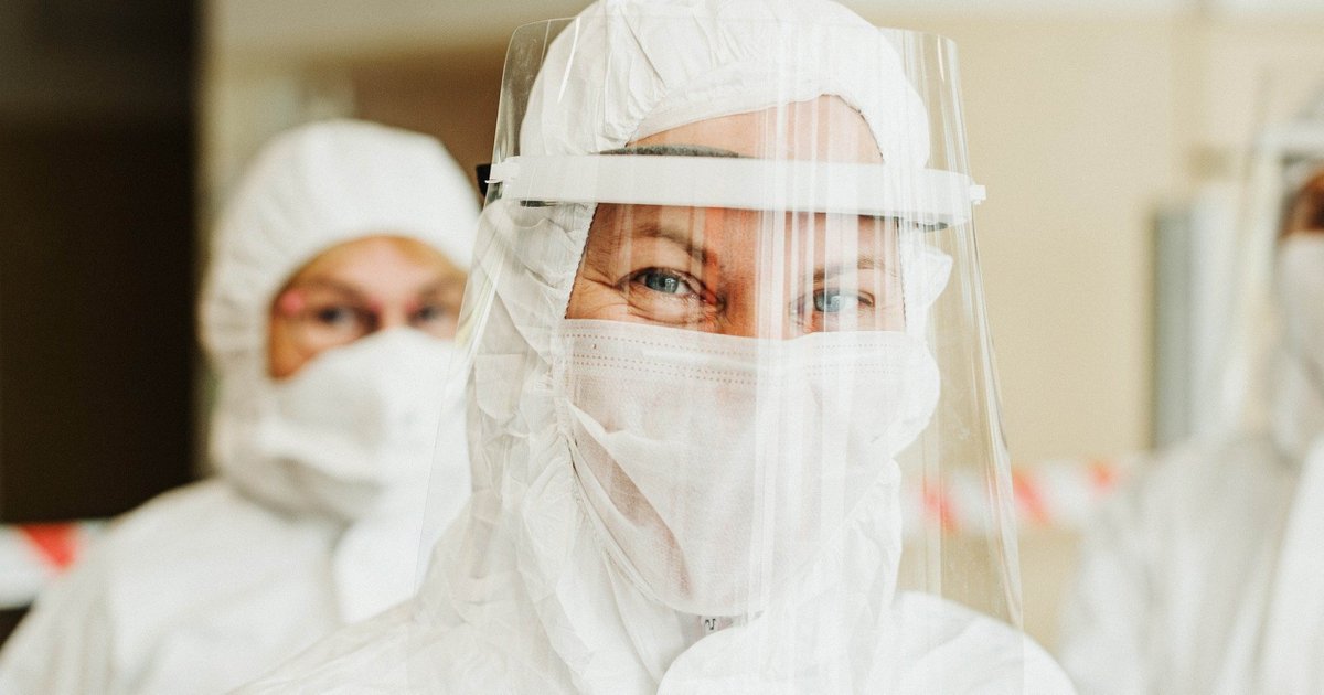 Nurses aren’t just in hospitals🧑‍⚕️ 
Only 41% of registered nurses work in hospitals, contrary to popular belief. Then, where do they work? Skilled nursing home or assisted living facility, private practice, community healthcare centers, VA hospitals.
bit.ly/2SPvPRm