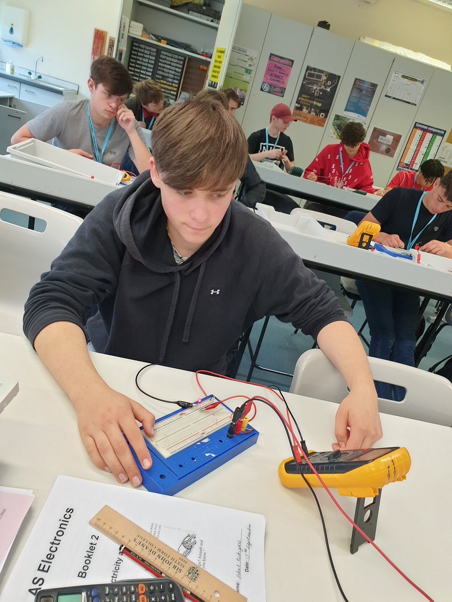 PriestleyPhys tweet media