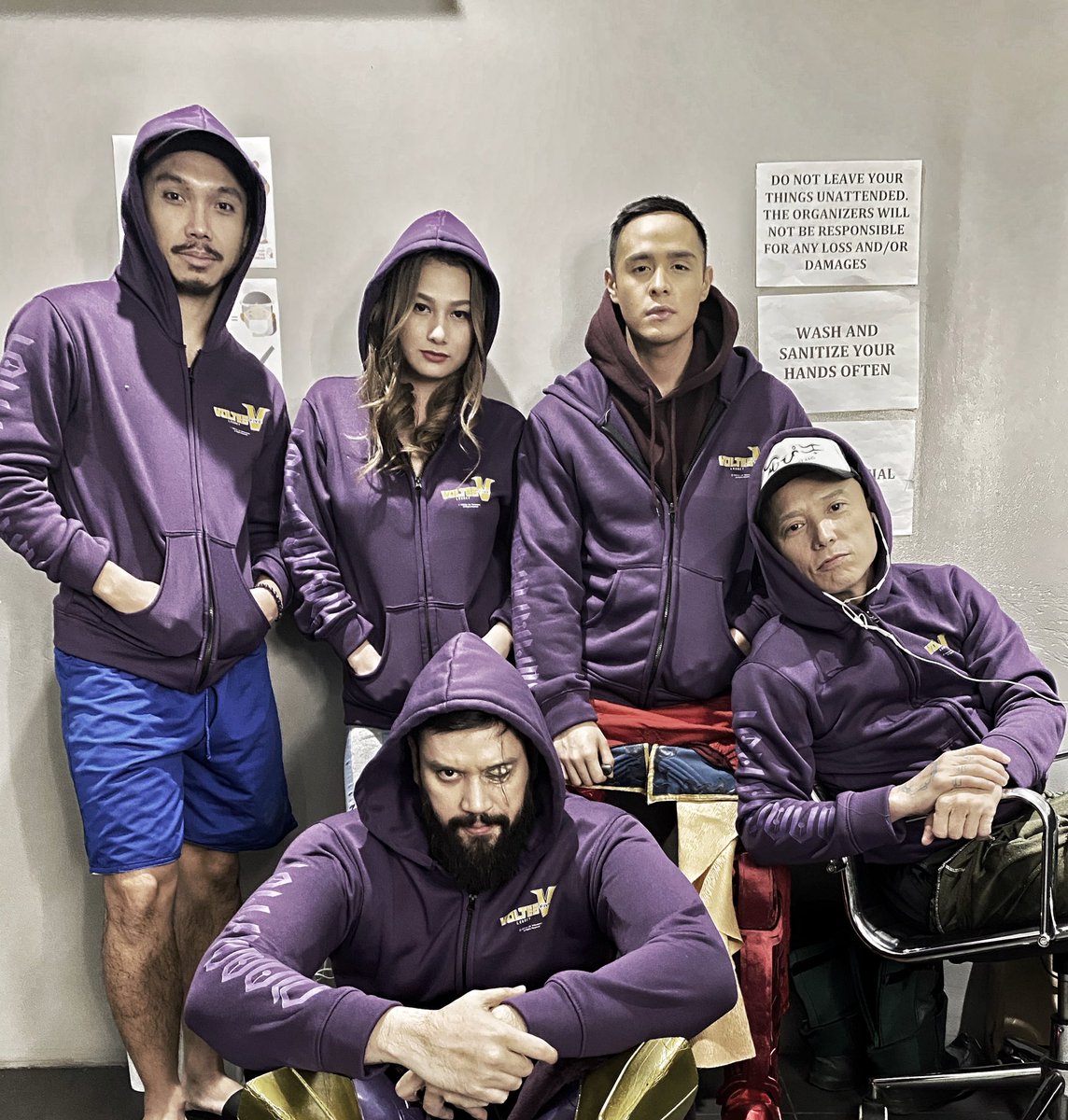 LiezelLopez_'s tweet photo. The Boazan Gang 😈 
Thank you so much Direk Mark Reyes saming super cool hoodies 💜🙏🏻🙌🏻
#VoltesVLegacy #Bozzies #BoazanianHoodies https://t.co/q2jIYn6x4r