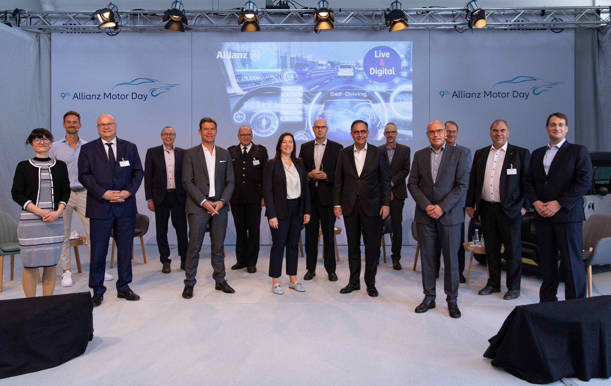 allianz_de's tweet image. Der #Allianz #Autotag war wieder hochinteressant! Der Dank dafür gilt vor allem unseren Gästen, die uns einen facettenreichen Einblick in die mobile Zukunft gewährt haben. #autonomouscars Dokumente und eine Aufzeichnung des Events stehen jetzt online: events.techcast.cloud/de/allianz-deu…