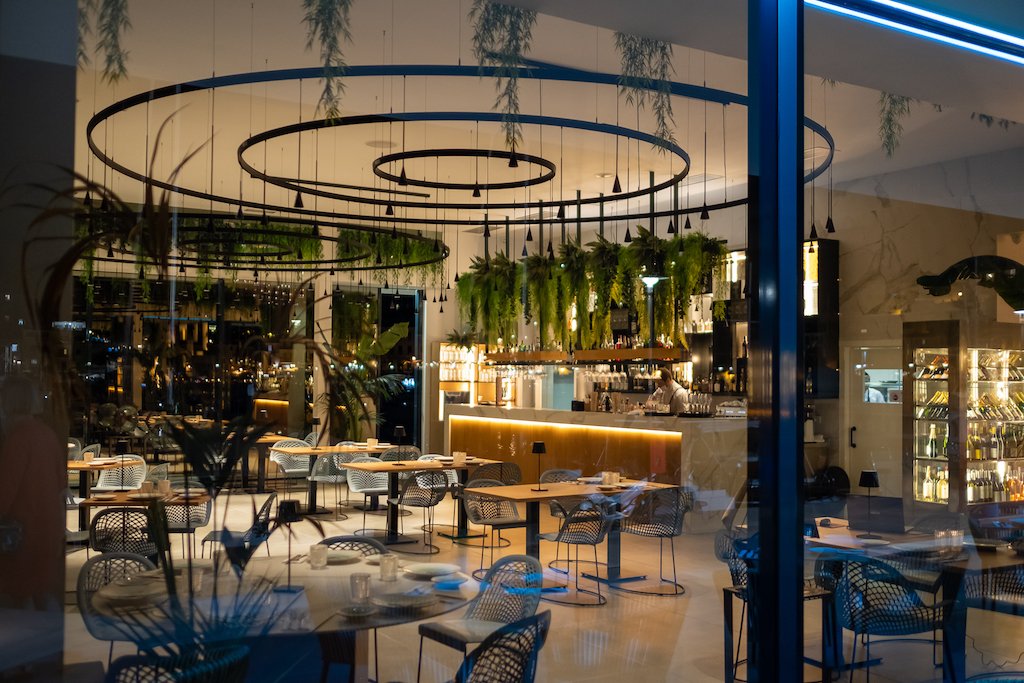 mallorcareflect's tweet photo. #FoodFriday from #Mallorca #Majorca: 'A taste of Mallorca with the fine wines of Mandia Vell' &amp; photo by  @carrots_tigers + 'The dock of the bay: Suculenta Restaurant' by @estilo_palma #soller. Tastings: https://t.co/YPnepWHL2J https://t.co/ylEPzxZG4C