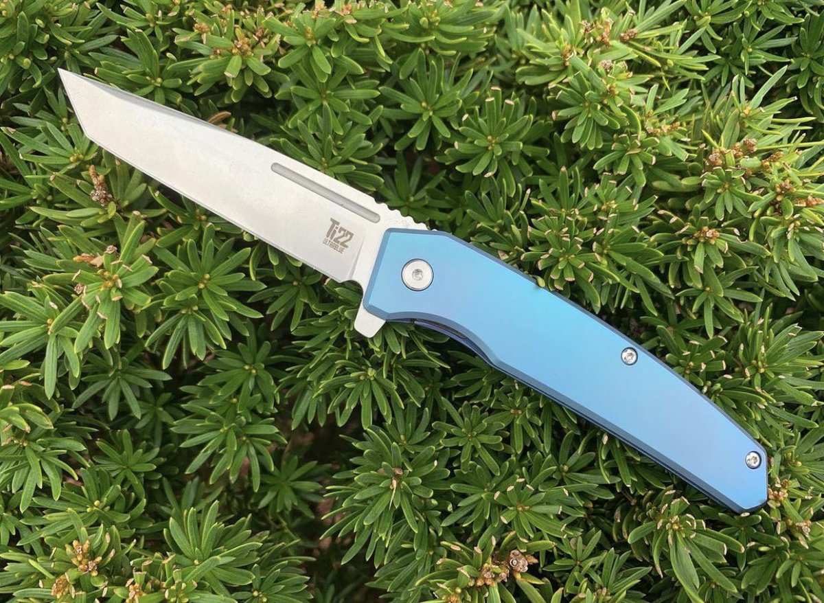 OntarioKnife's tweet photo. #FolderFriday and the #ti22ultrablue is ready to go! Full #titanium frame lock, #AUS8 tanto style blade and an affordable price tag make this knife a favorite #edc 👌🏽🔪 🤖 
https://t.co/2fOeH438Qu
#ontarioknifecompany #ontarioknife #ontarioknives #ontarioknifeco #OKC1889 #pocket https://t.co/YKGOYebSww